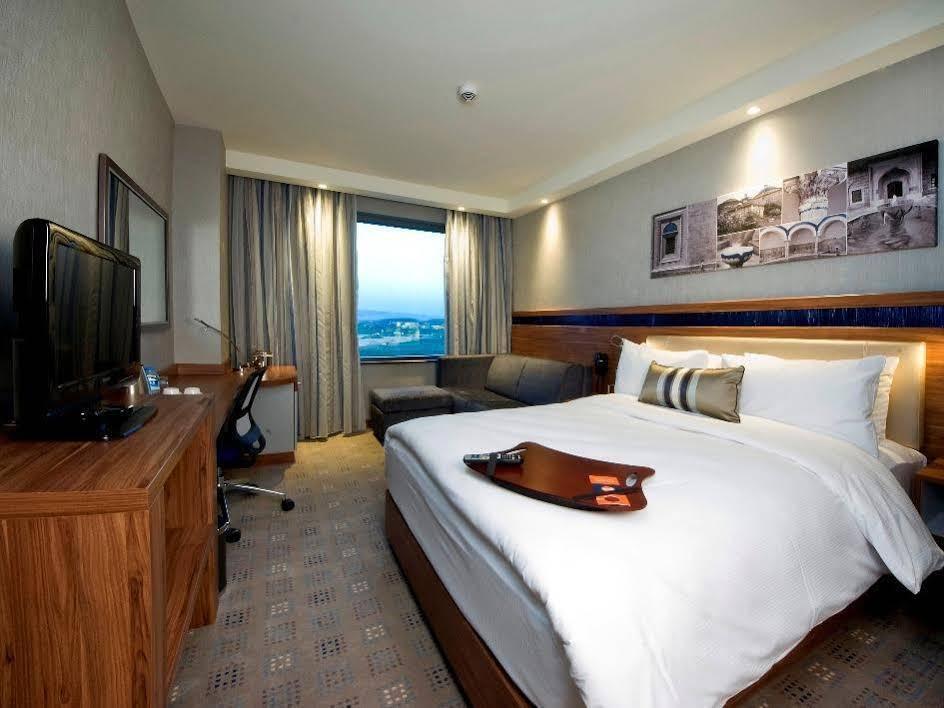 Hampton By Hilton Bursa Hotel Kültér fotó
